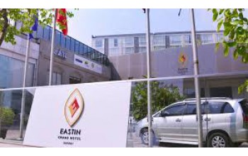 Khách sạn Eastin Grand Saigon (Movenpick Sài Gòn cũ) ( 5sao )